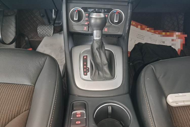 Audi Q3 2019 #14 Audi Q3 2019 car image #14