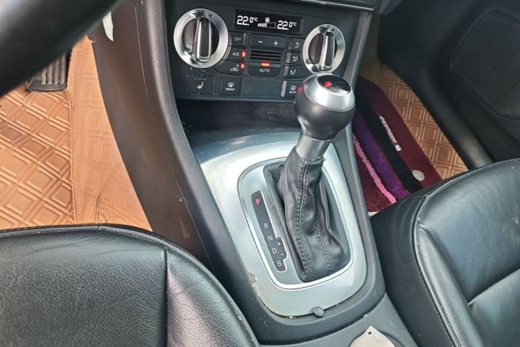 Audi Q3 2015 #14 Audi Q3 2015 immagine di auto #14