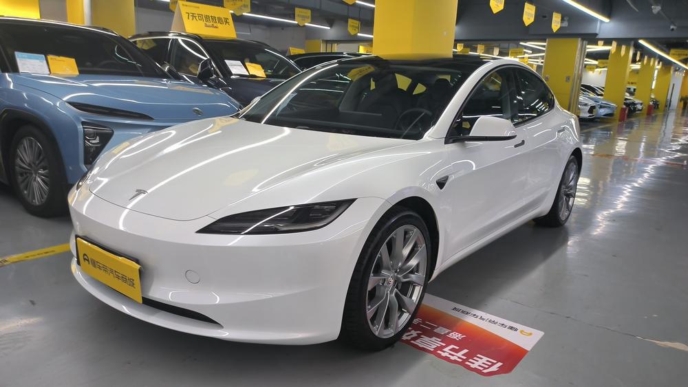 Tesla Model 3 2025 #21 Tesla Model 3 2025 car image #21