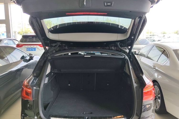 BMW X1 2019 #19 BMW X1 2019 car image #19