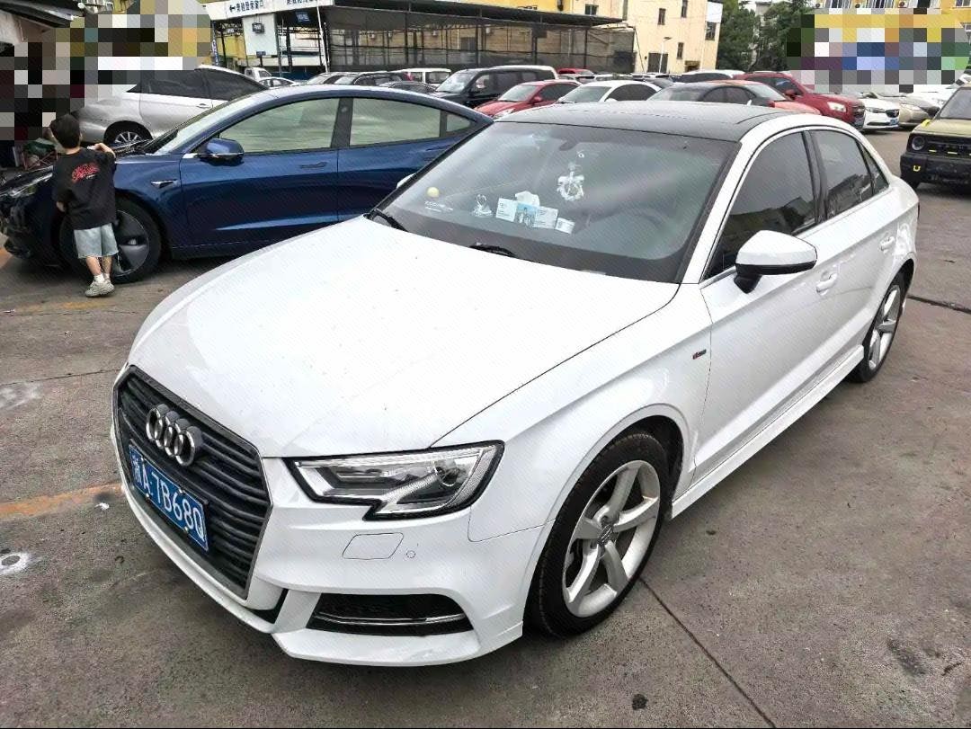 2017 2017 car image