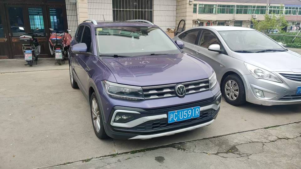 Volkswagen T-Cross 2019 car image #3