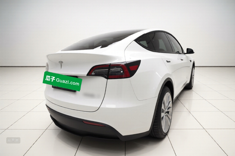 Tesla Model Y 2023 #7 Tesla Model Y 2023 car image #7