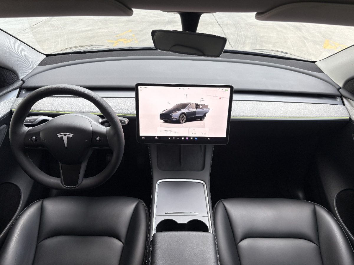 Tesla Model Y 2024 car image #4
