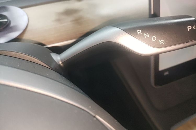 Tesla Model 3 2022 car image #14