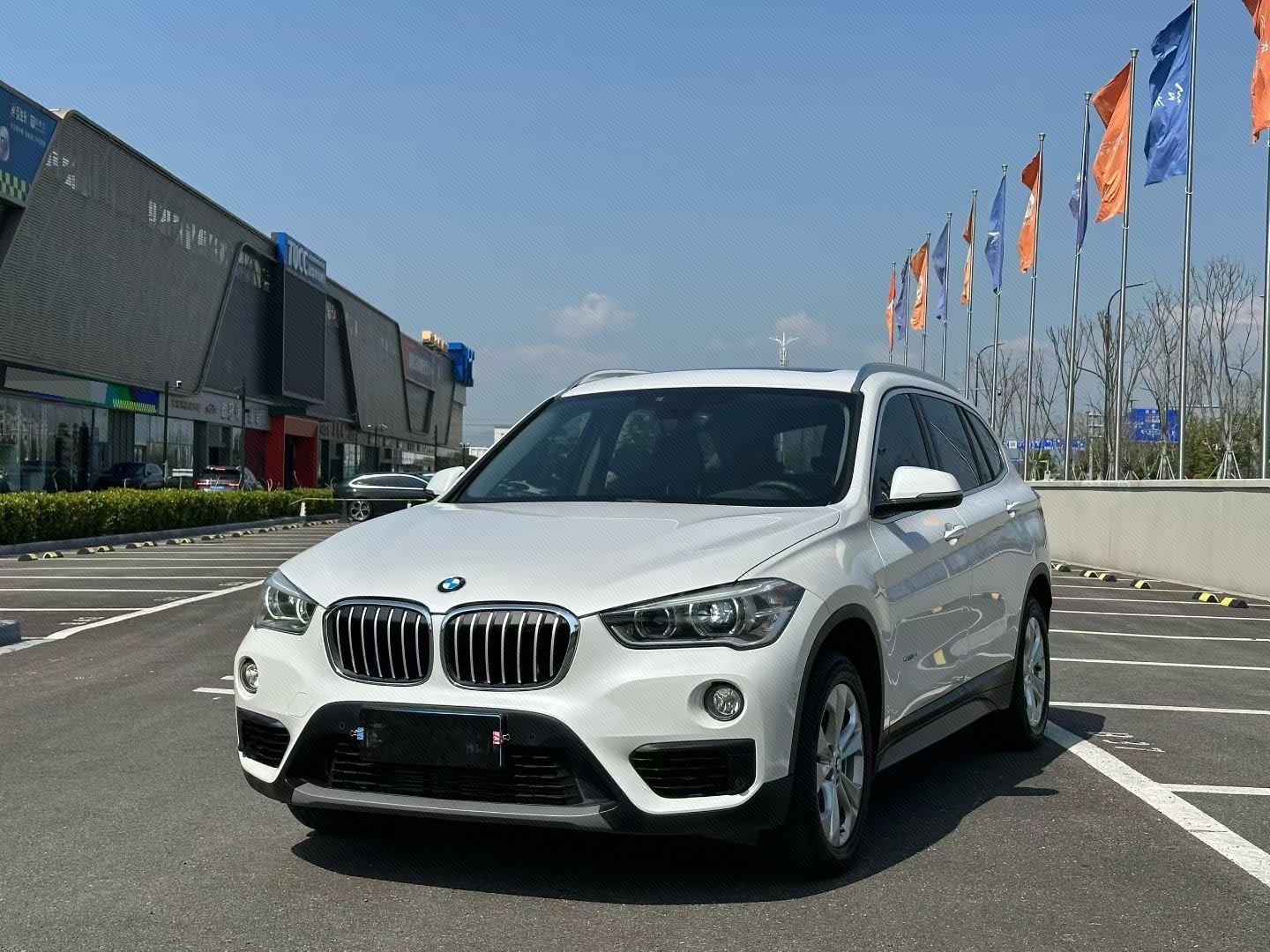2017 2017 car image