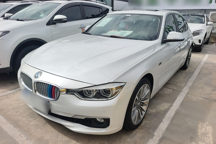 BMW 3 Series 2018 car image #2