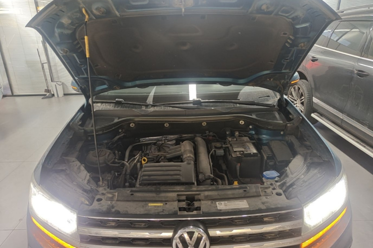Volkswagen Tharu 2019 car image #20