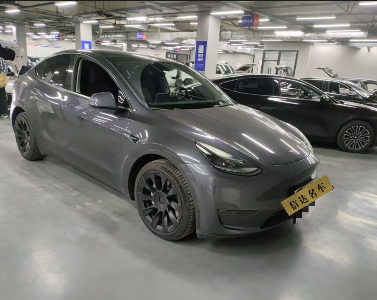Tesla Model Y 2022 #2 Tesla Model Y 2022 car image #2