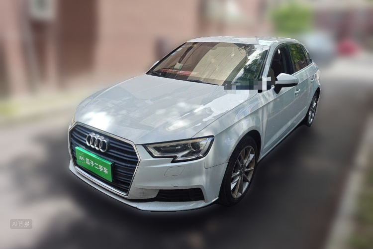 Audi A3 2018 car image #2