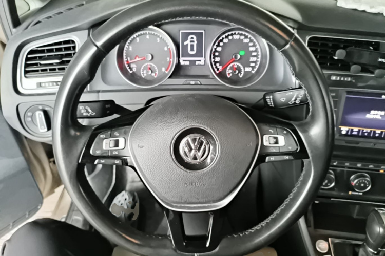 Volkswagen Golf 2017 #11 Volkswagen Golf 2017 car image #11