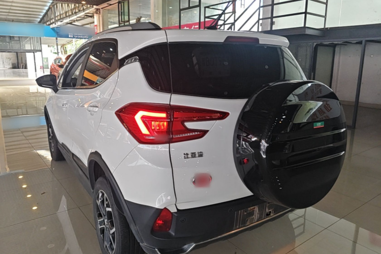 BYD Yuan Pro 2023 #5 BYD Yuan Pro 2023 car image #5