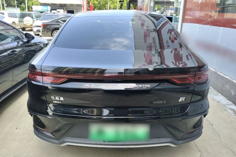 BYD Han 2023 car image #6