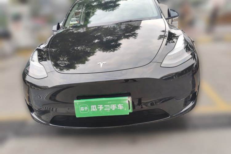 Tesla Model Y 2022 car image #3
