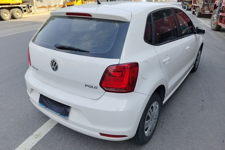 Volkswagen Polo 2018 car image #5