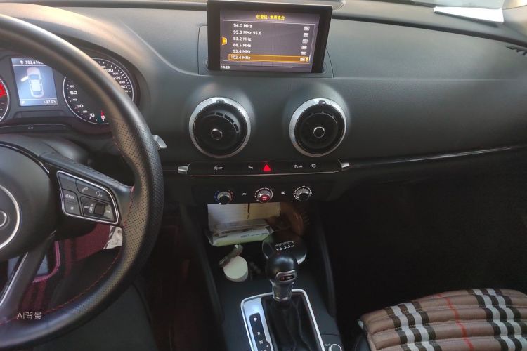 Audi A3 2019 imagen de coche #15