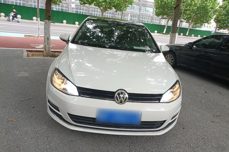 Volkswagen Golf 2016 car image #3
