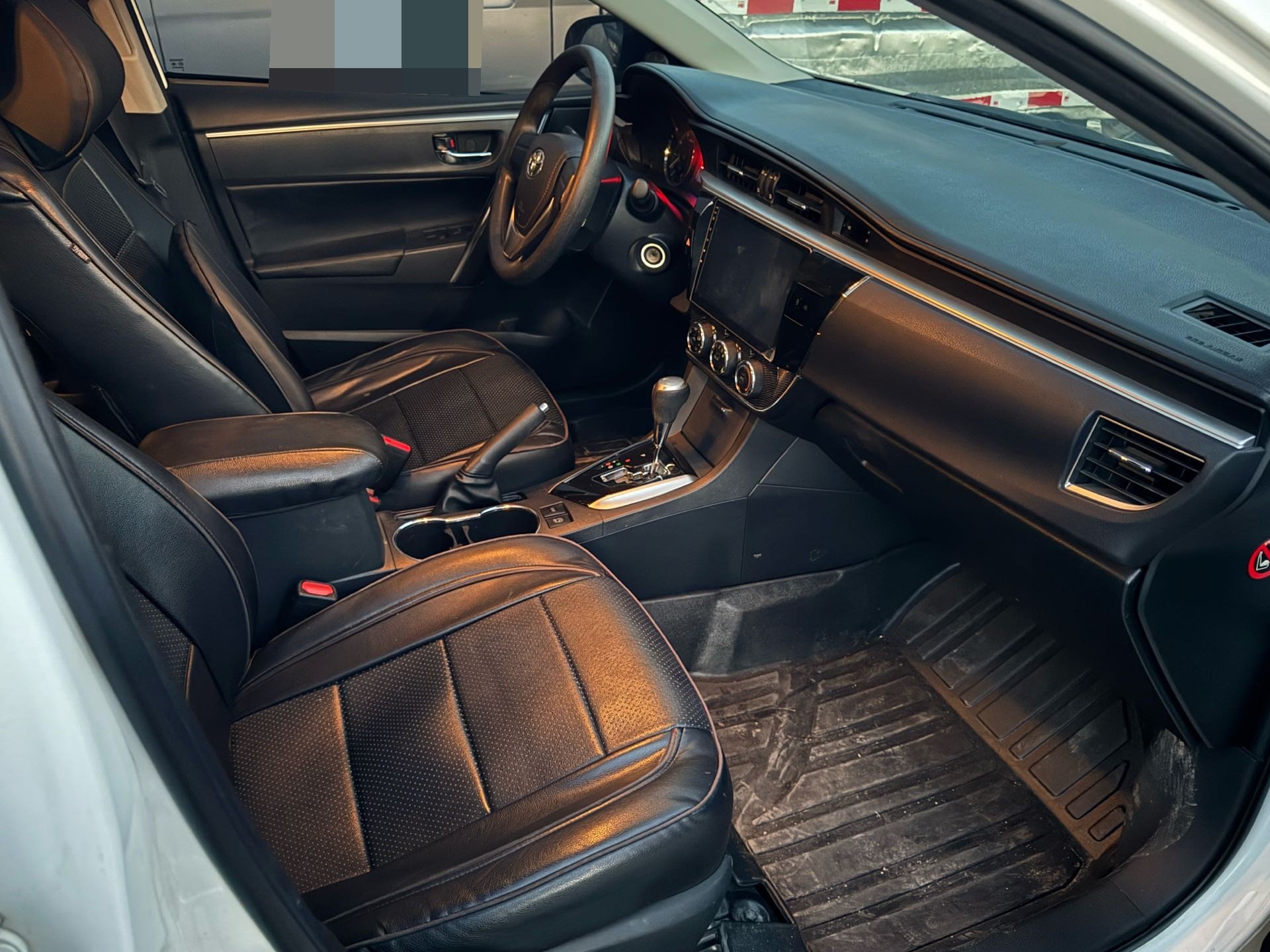 Toyota Corolla 2017 image de voiture #10