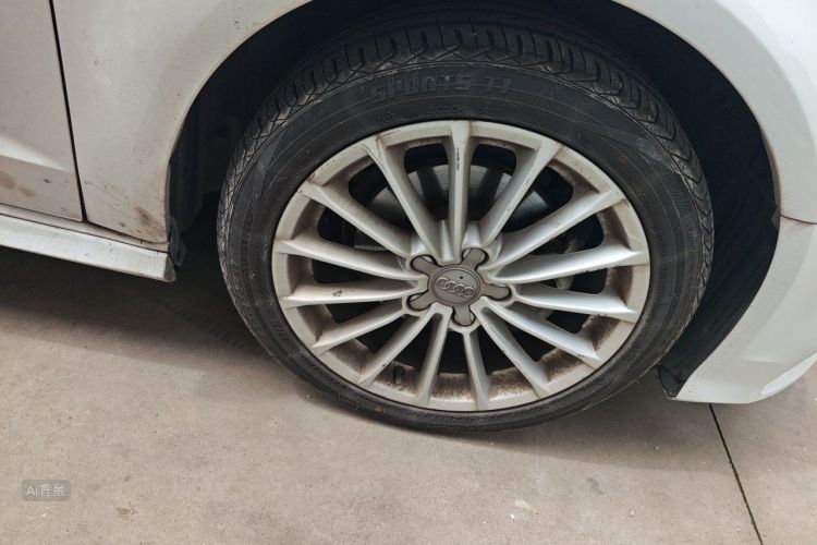 Audi A3 2018 immagine di auto #9