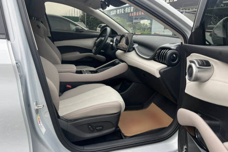 BYD Yuan Plus 2025 car image #12