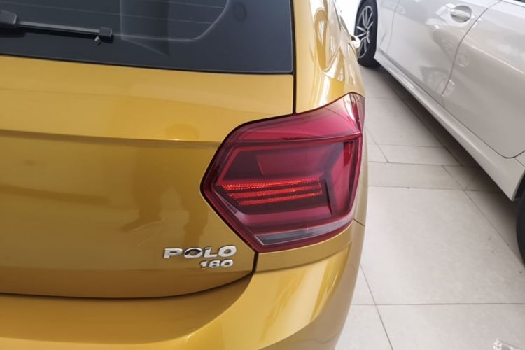 Volkswagen Polo 2019 car image #8