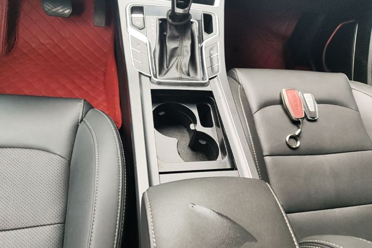 GEELY Emgrand 2020 car image #14