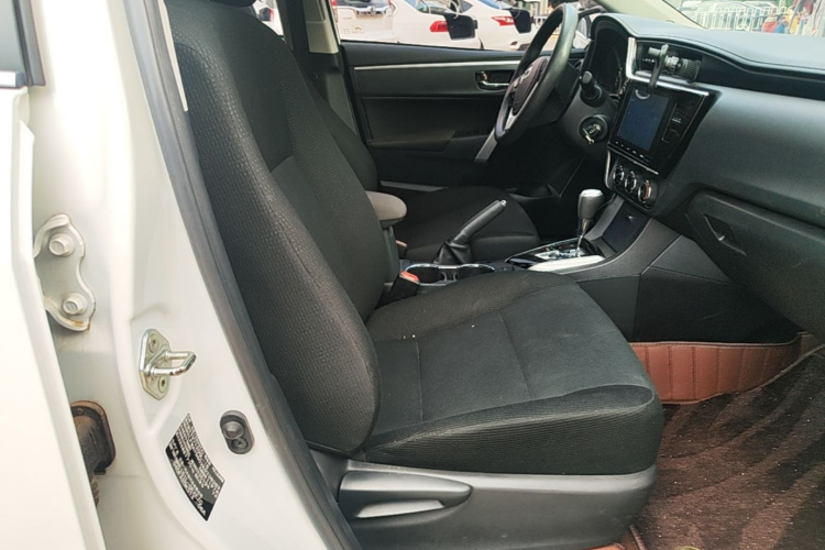 Toyota Corolla 2019 car image #24