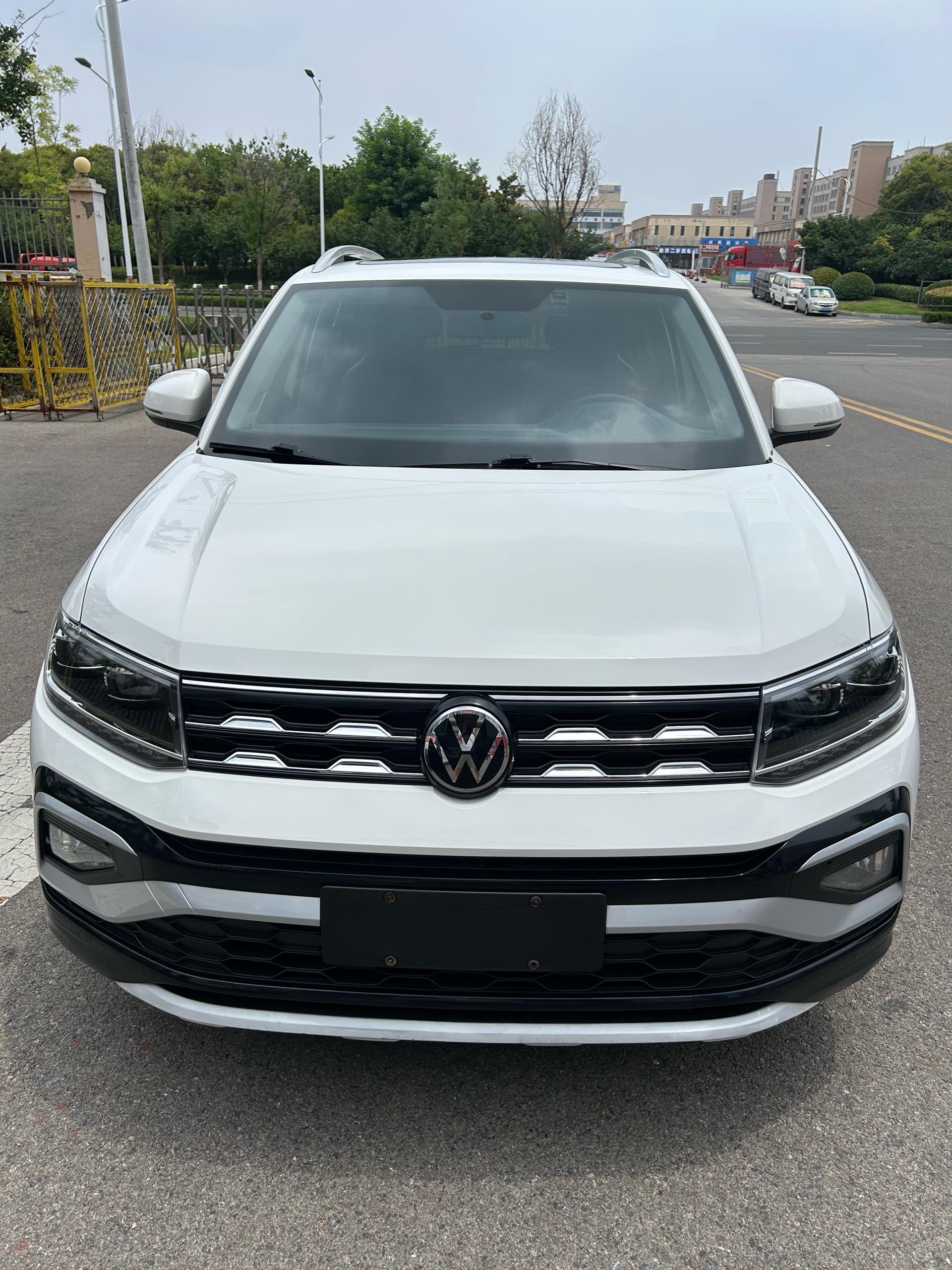 Volkswagen T-Cross 2021 #2 Volkswagen T-Cross 2021 car image #2