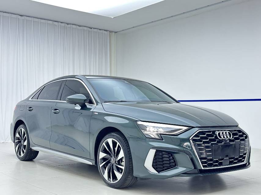 Audi A3 2023 car image #3