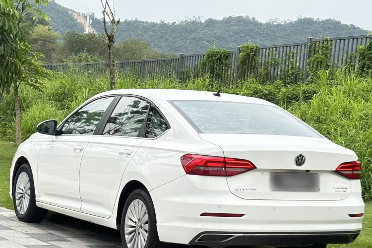 Volkswagen Lavida 2020 imagen de coche #7