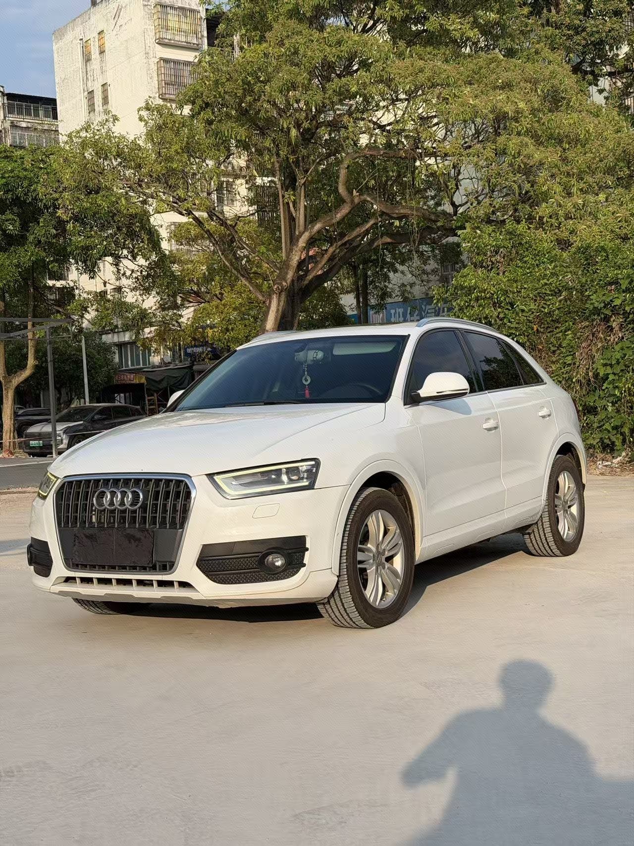 Audi Q3 2013 Audi Q3 2013 immagine di auto
