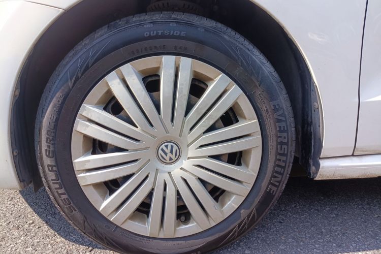 Volkswagen Polo 2019 image de voiture #11