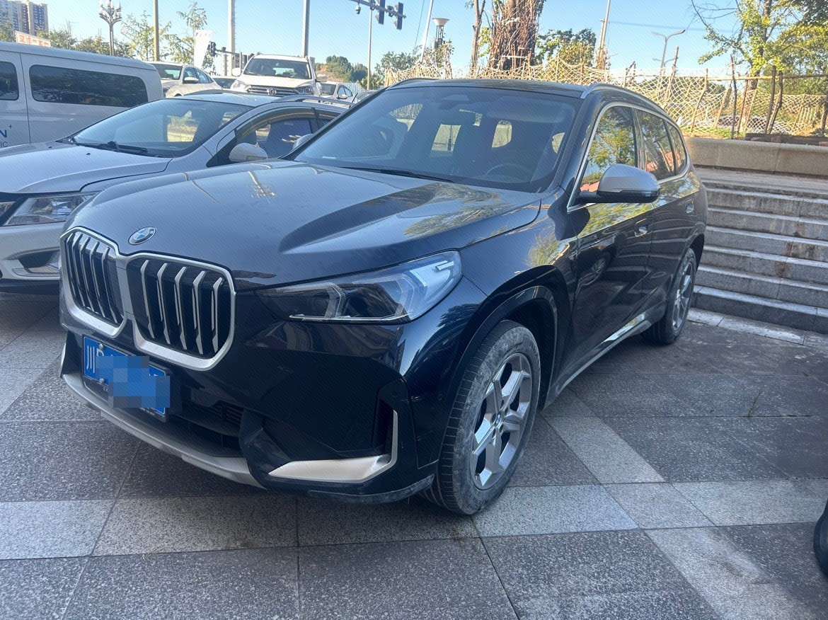 BMW X1 2023 BMW X1 2023 car image