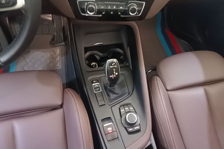 BMW X1 2019 car image #18