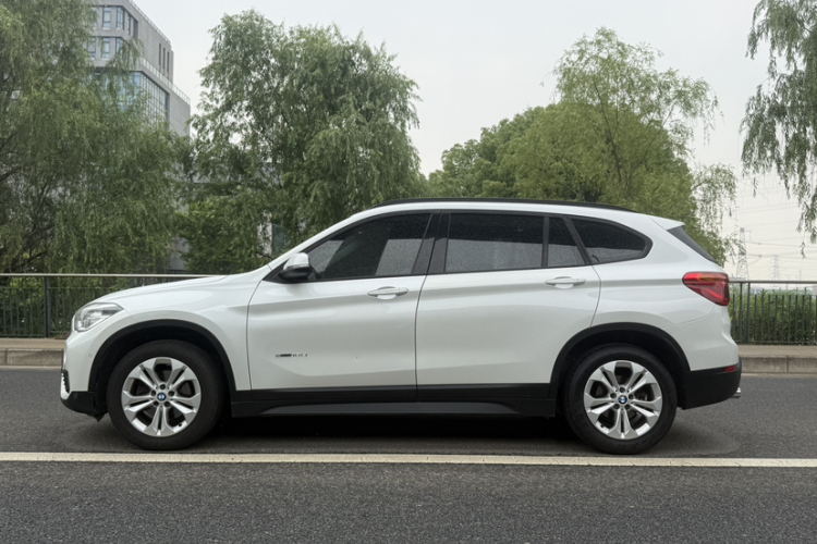 BMW X1 2016 #12 BMW X1 2016 car image #12