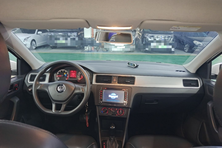 Volkswagen Santana 2015 immagine di auto #11