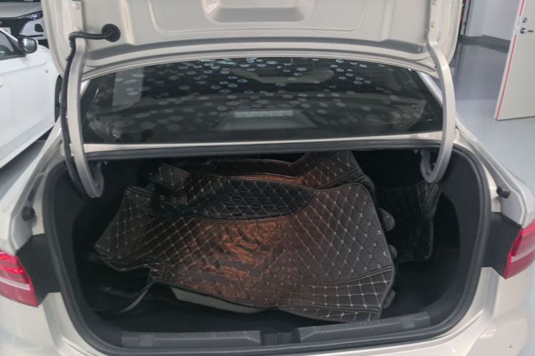 Volkswagen Lavida 2019 #21 Volkswagen Lavida 2019 car image #21