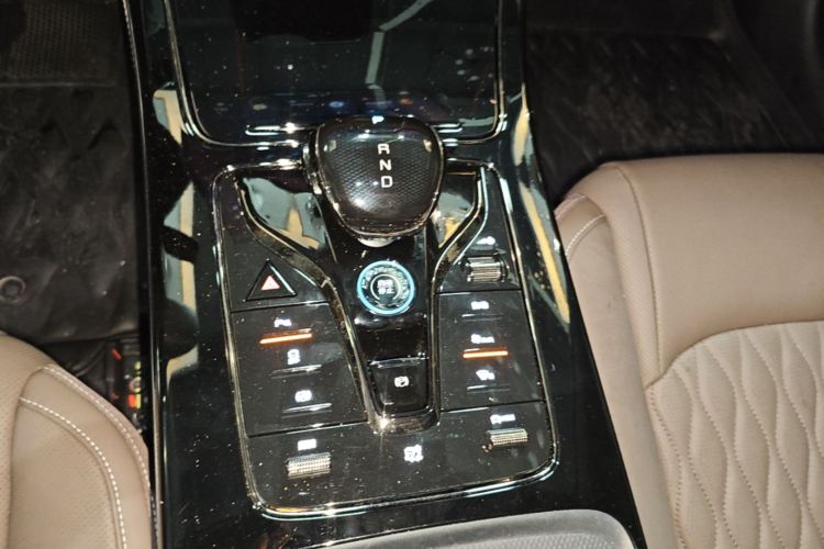 BYD Han 2022 car image #14
