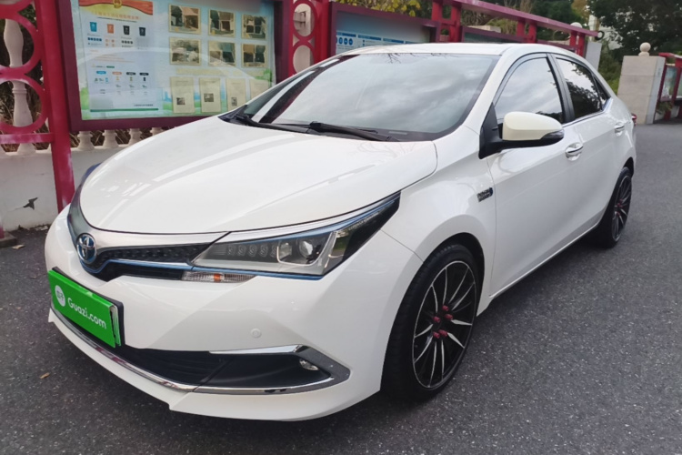 Toyota Corolla Hybird E+ 2020 car image #2