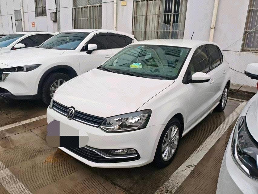Volkswagen Polo 2015 Volkswagen Polo 2015 car image