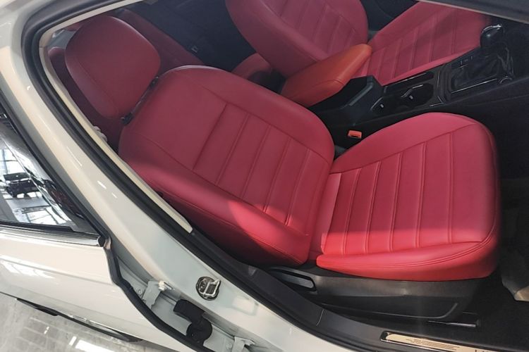 Volkswagen Lavida 2019 car image #24