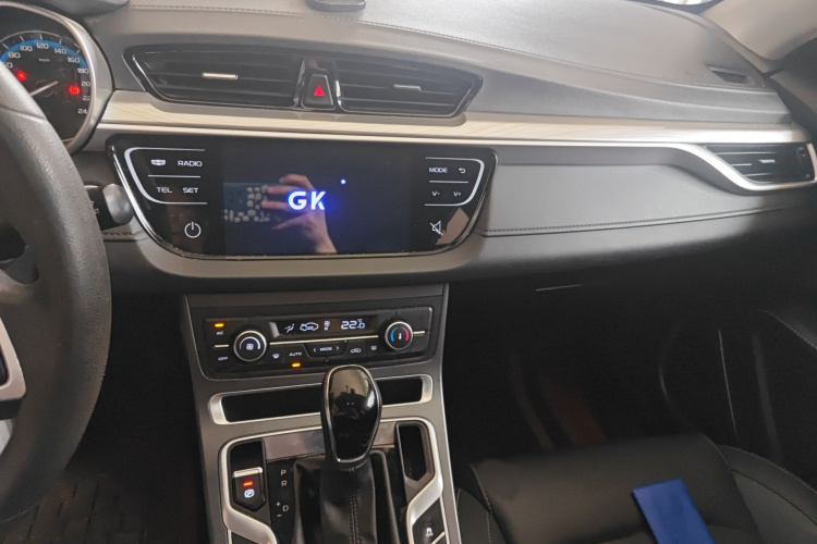 GEELY Emgrand 2020 car image #17