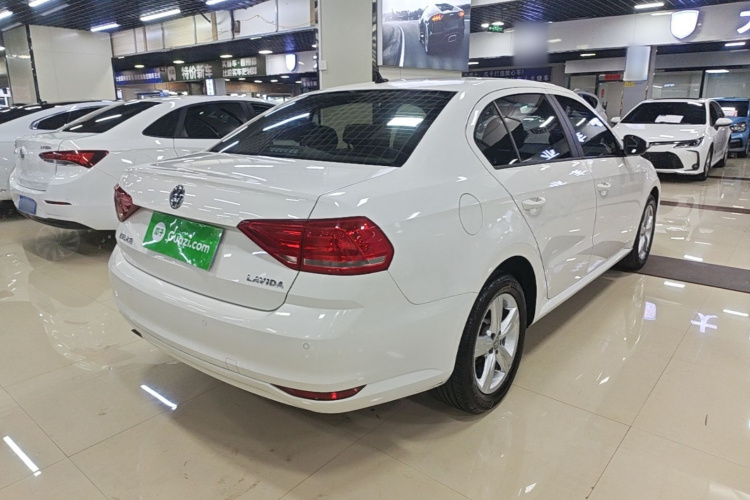 Volkswagen Lavida 2018 car image #7