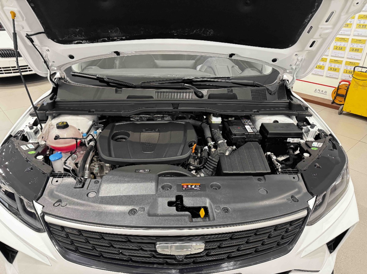 GEELY Coolray 2025 #8 GEELY Coolray 2025 car image #8