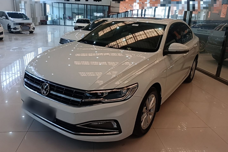 Volkswagen Bora 2022 صورة سيارة #2