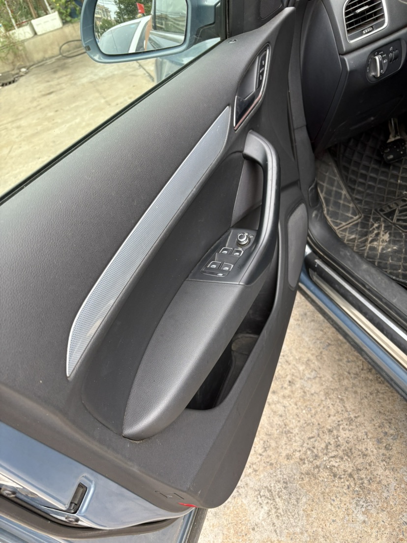 Audi Q3 2015 #3 Audi Q3 2015 car image #3