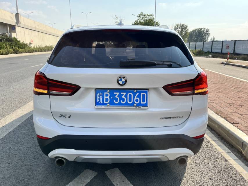 BMW X1 2021 изображение автомобиля #5