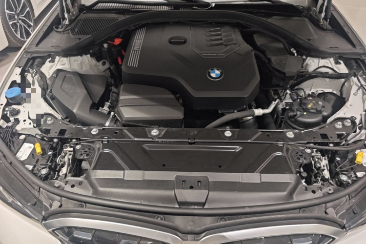 BMW 3 Series 2025 #22 BMW 3 Series 2025 car image #22