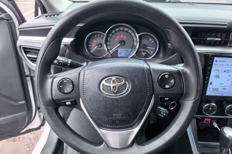 Toyota Corolla 2017 car image #12