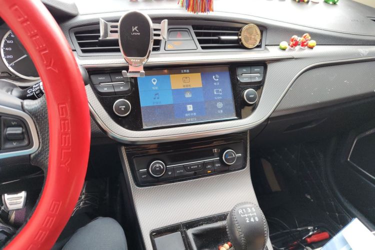 GEELY Emgrand GS 2017 car image #14
